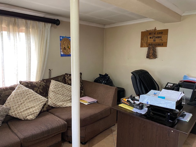 5 Bedroom Property for Sale in Hurlyvale Gauteng