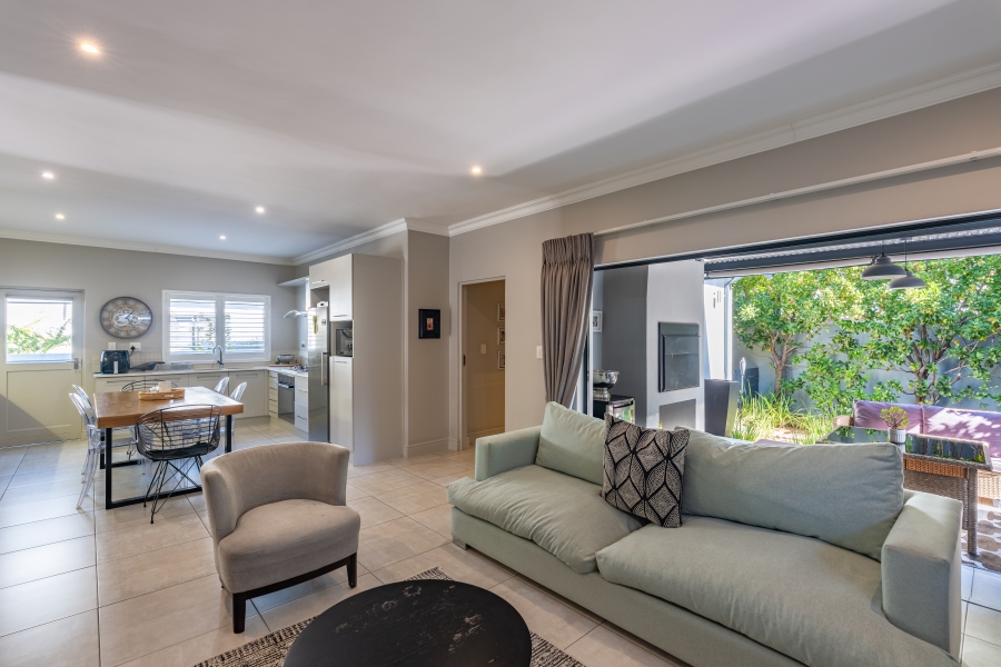 3 Bedroom Property for Sale in Broadacres Gauteng