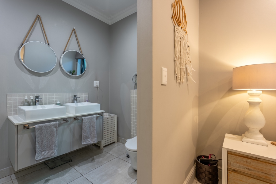 3 Bedroom Property for Sale in Broadacres Gauteng