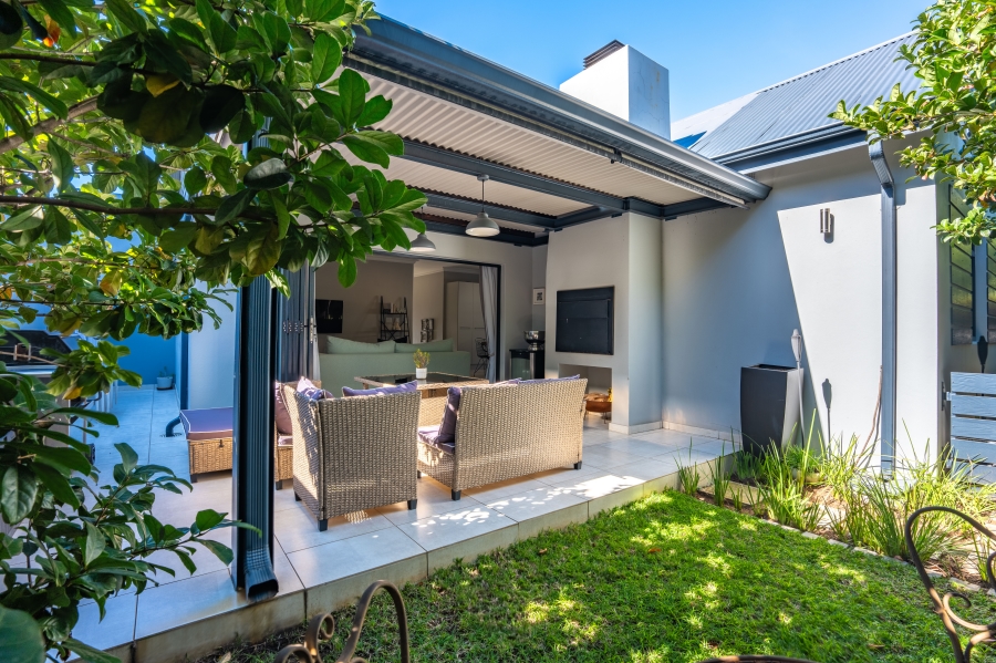 3 Bedroom Property for Sale in Broadacres Gauteng