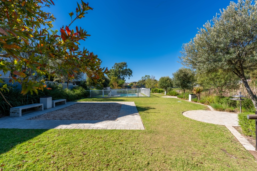 3 Bedroom Property for Sale in Broadacres Gauteng
