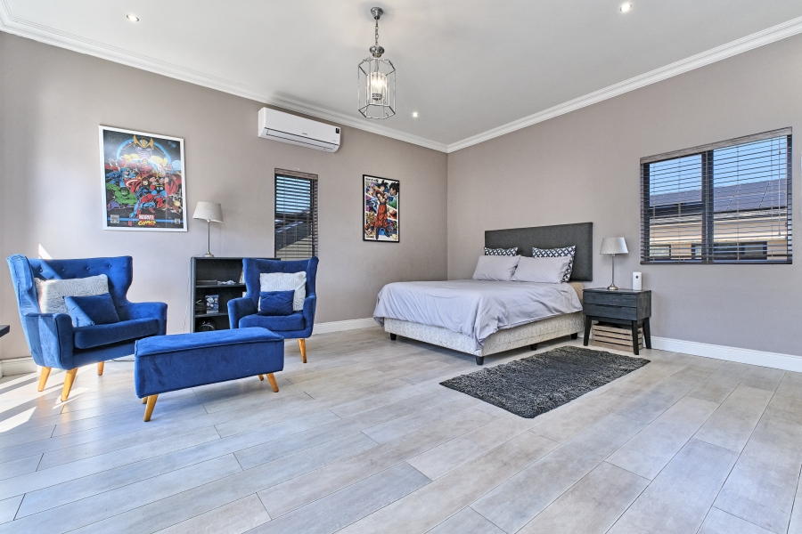 To Let 4 Bedroom Property for Rent in Waterfall Country Estate Gauteng