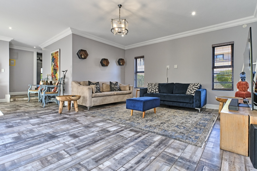 To Let 4 Bedroom Property for Rent in Waterfall Country Estate Gauteng