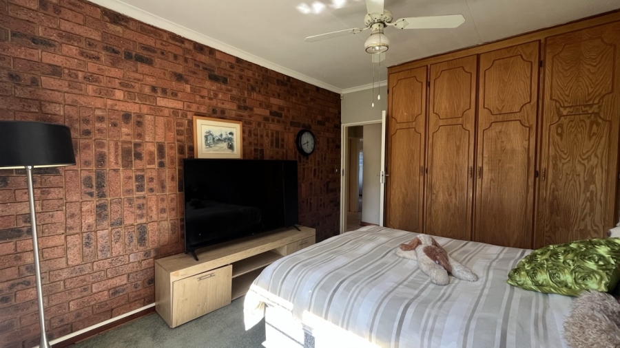 3 Bedroom Property for Sale in Mayberry Park Gauteng