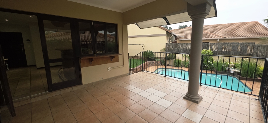To Let 3 Bedroom Property for Rent in Thornhill Estate Gauteng