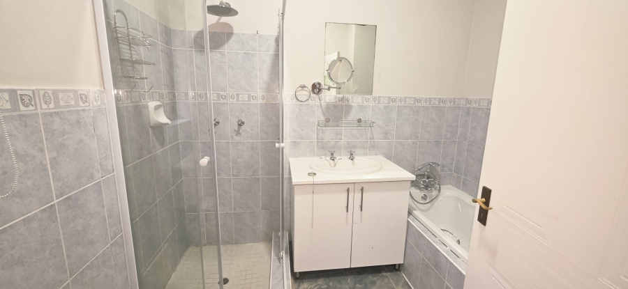 To Let 3 Bedroom Property for Rent in Thornhill Estate Gauteng