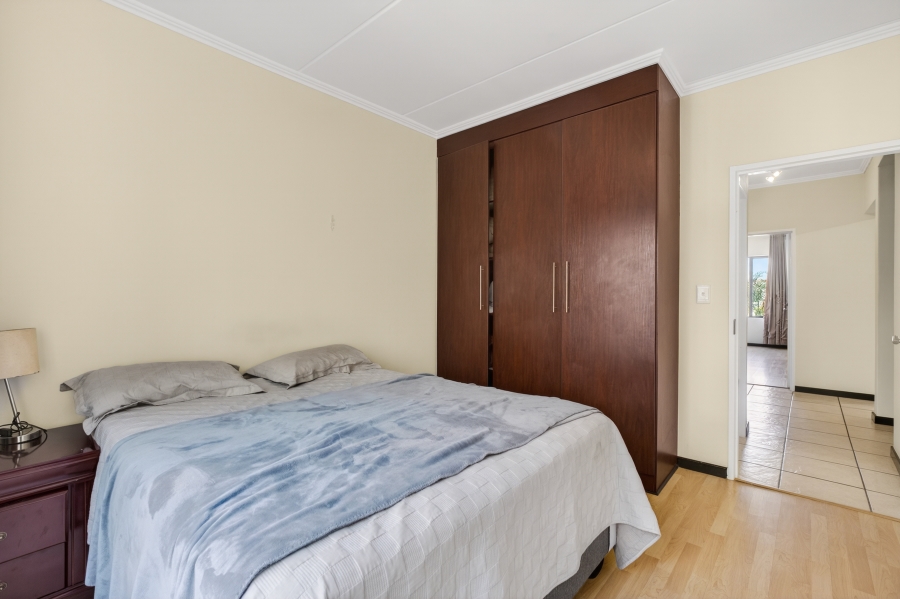 2 Bedroom Property for Sale in Sunninghill Gauteng