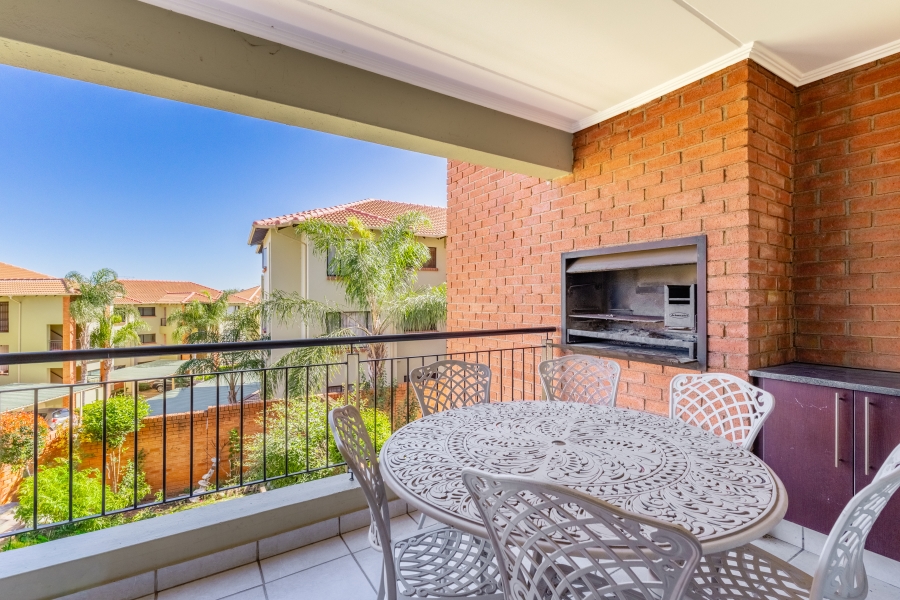 2 Bedroom Property for Sale in Sunninghill Gauteng