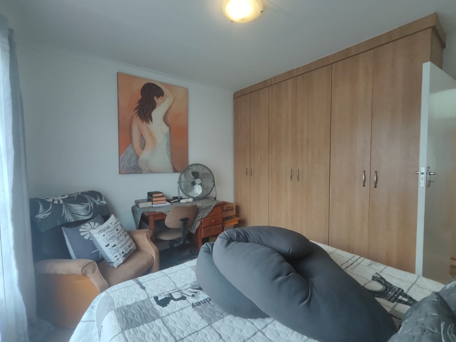 3 Bedroom Property for Sale in Unitas Park Gauteng