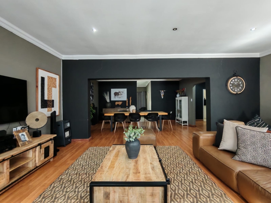 3 Bedroom Property for Sale in Risiville Gauteng