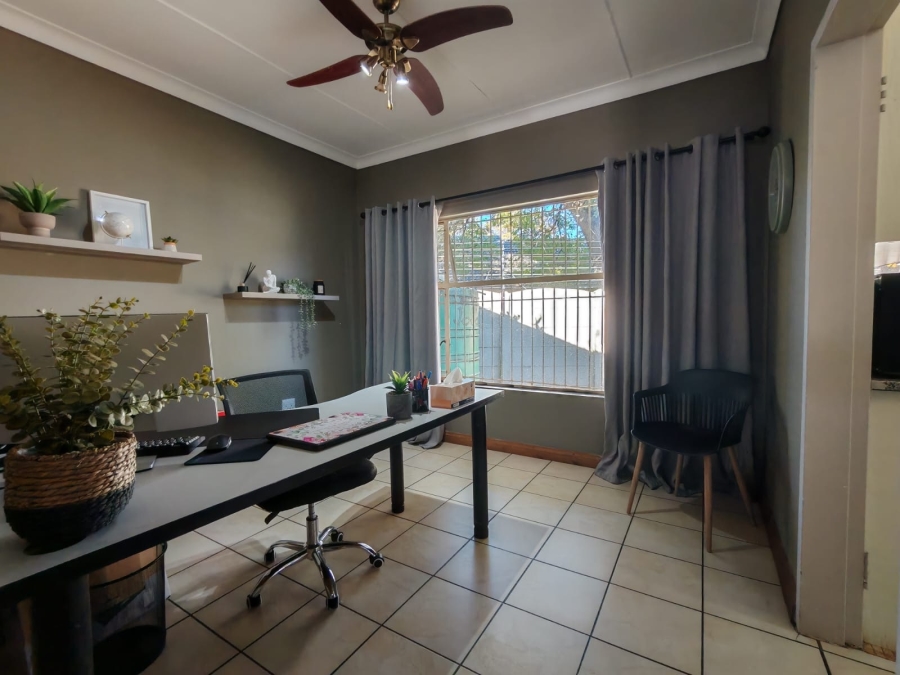 3 Bedroom Property for Sale in Risiville Gauteng
