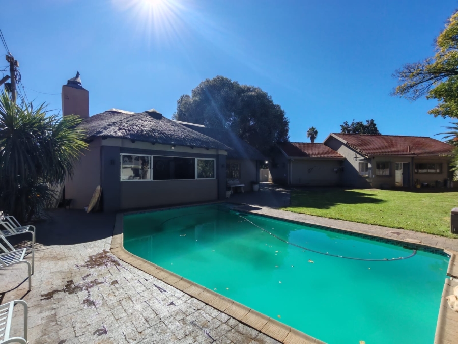 3 Bedroom Property for Sale in Risiville Gauteng