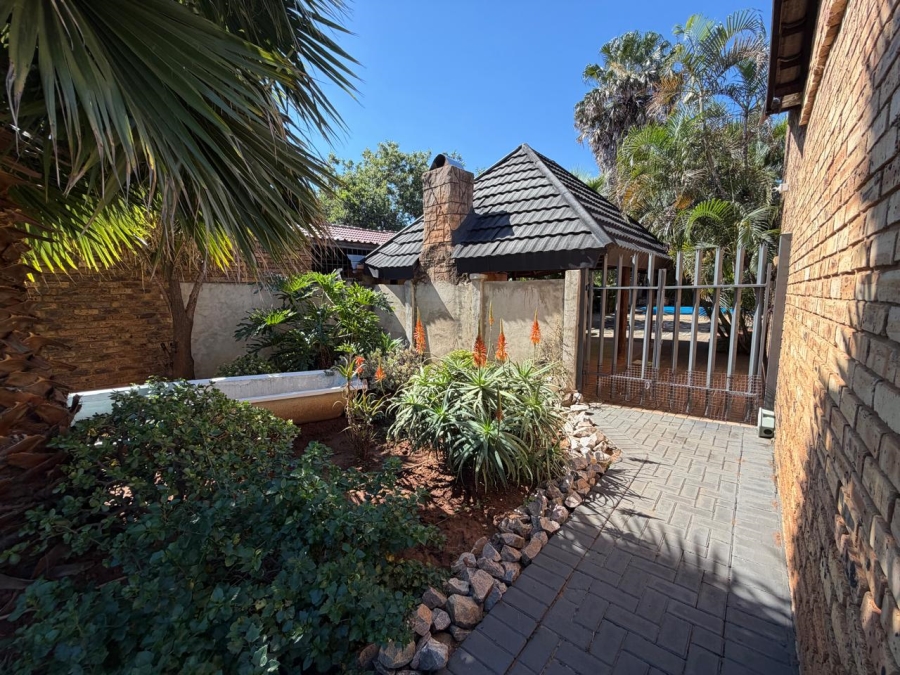 4 Bedroom Property for Sale in Theresa Park Gauteng
