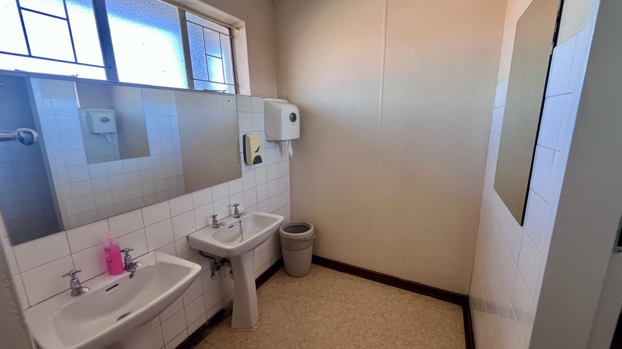 0 Bedroom Property for Sale in Kilner Park Gauteng