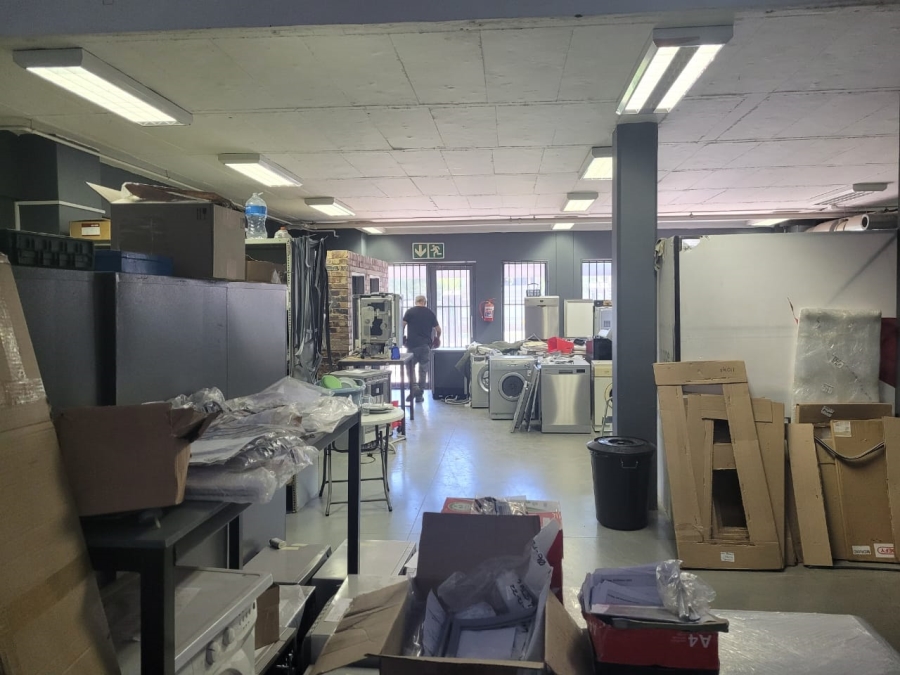 To Let Commercial Property for Rent in Eco Park Gauteng