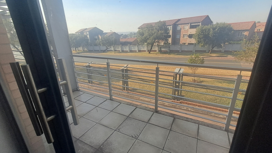 To Let Commercial Property for Rent in Eco Park Gauteng