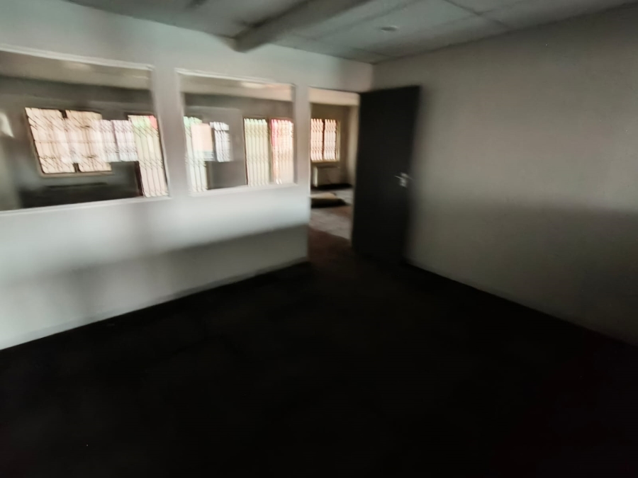 To Let Commercial Property for Rent in Highveld Gauteng