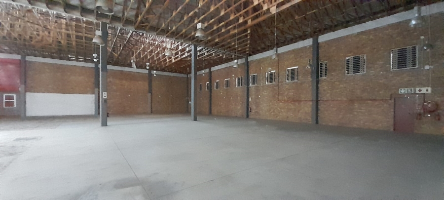 To Let Commercial Property for Rent in Vorna Valley Gauteng
