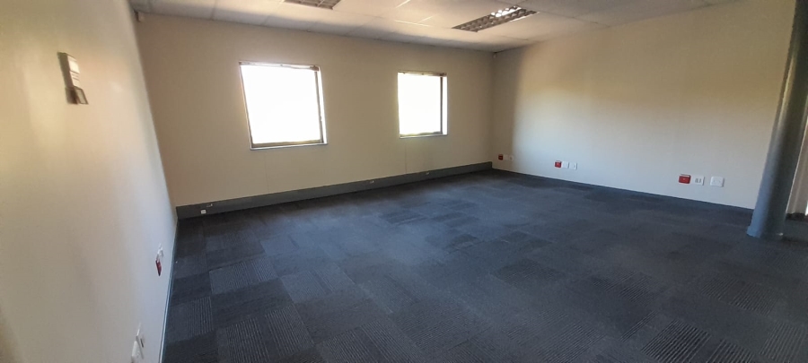 To Let Commercial Property for Rent in Vorna Valley Gauteng