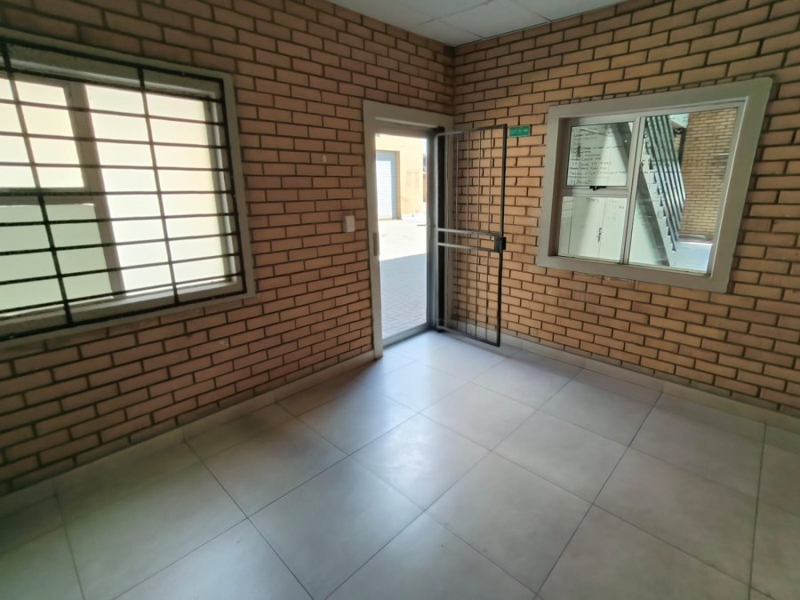 To Let Commercial Property for Rent in Sunderland Ridge Gauteng