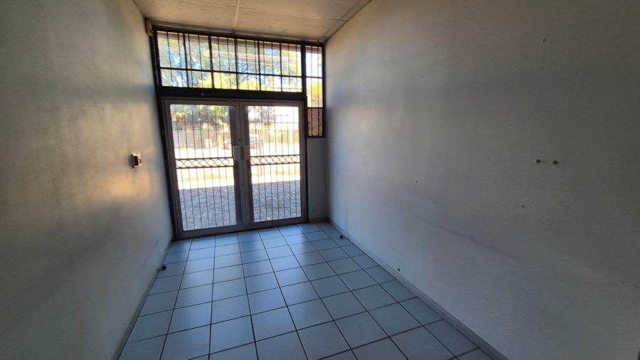To Let Commercial Property for Rent in Hermanstad Gauteng