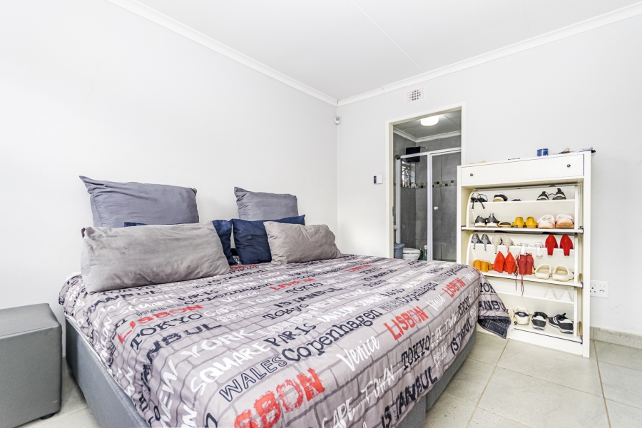 3 Bedroom Property for Sale in Mindalore Gauteng