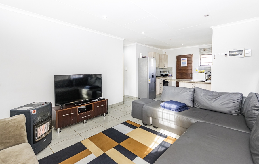 3 Bedroom Property for Sale in Mindalore Gauteng