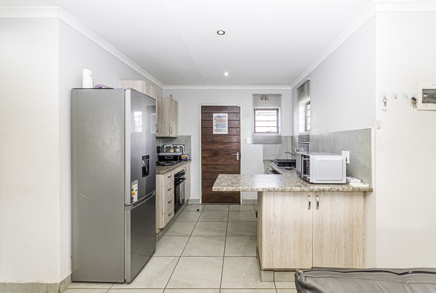 3 Bedroom Property for Sale in Mindalore Gauteng
