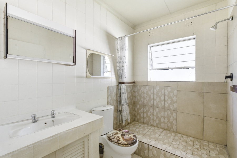 12 Bedroom Property for Sale in Sandown Gauteng
