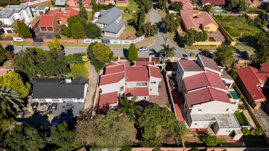 5 Bedroom Property for Sale in Country View Gauteng
