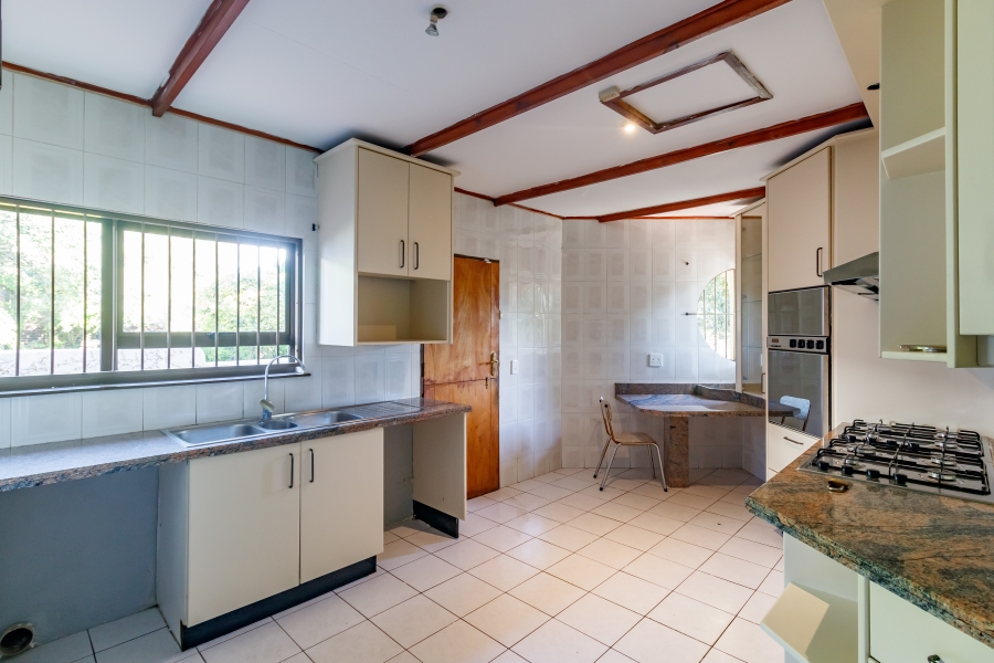 5 Bedroom Property for Sale in Country View Gauteng