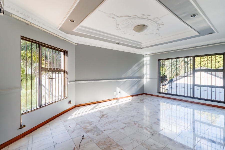 5 Bedroom Property for Sale in Country View Gauteng