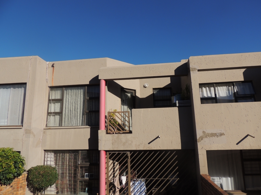 1 Bedroom Property for Sale in Ridgeway Gauteng