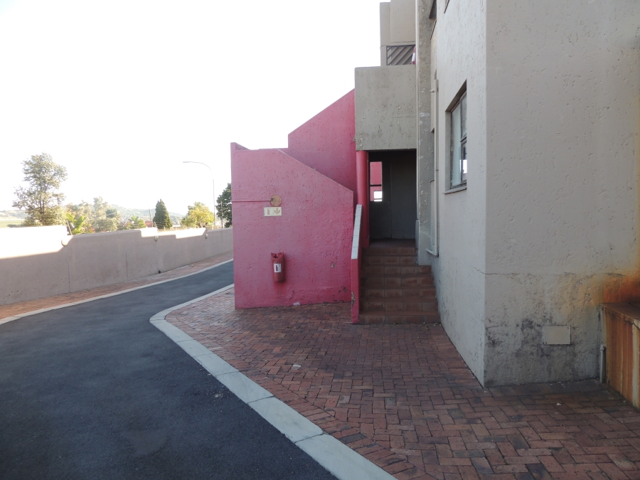 1 Bedroom Property for Sale in Ridgeway Gauteng
