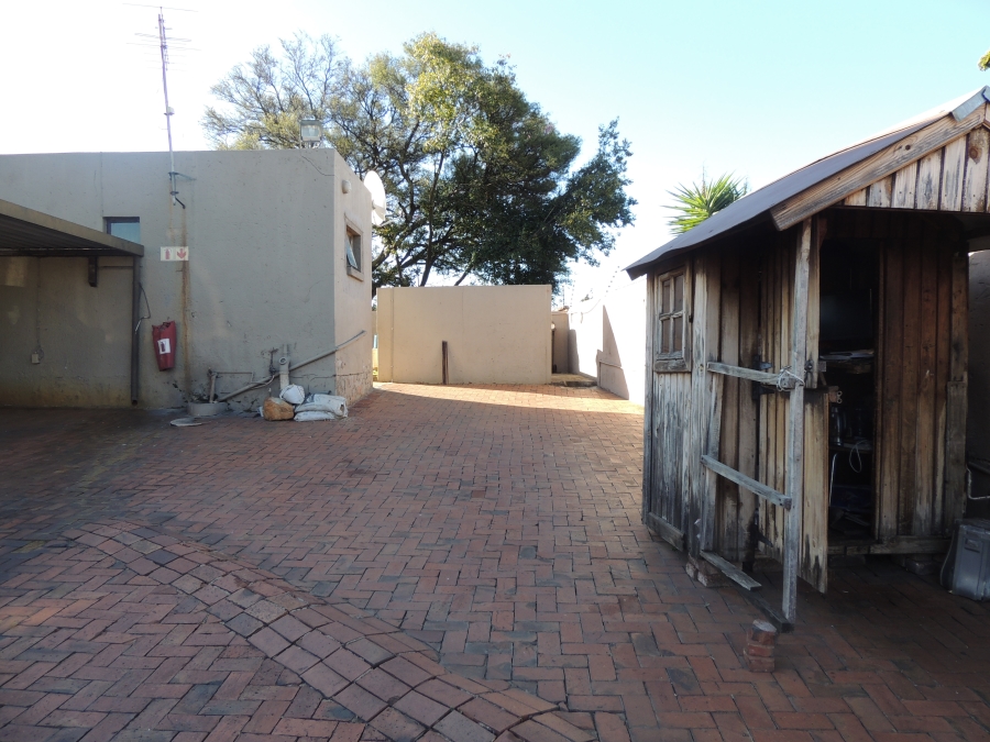 1 Bedroom Property for Sale in Ridgeway Gauteng