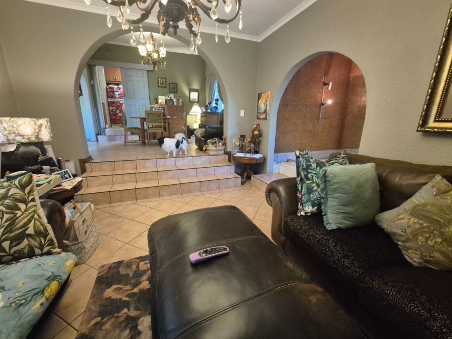 4 Bedroom Property for Sale in Mulbarton Gauteng