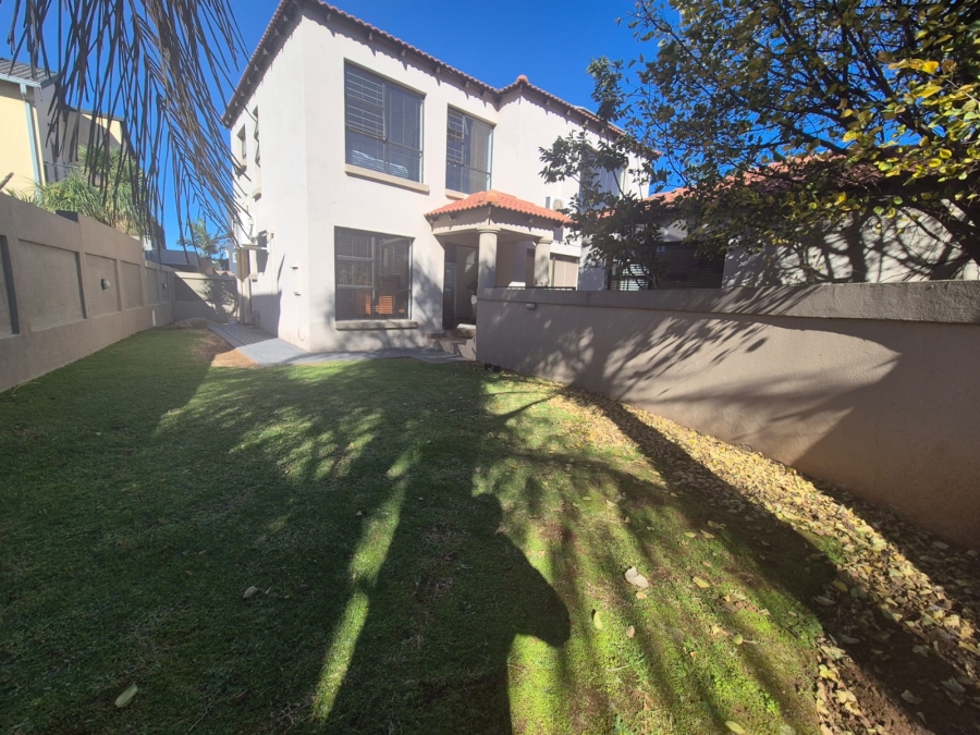 4 Bedroom Property for Sale in Bassonia Rock Gauteng