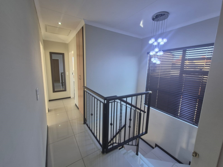 4 Bedroom Property for Sale in Bassonia Rock Gauteng
