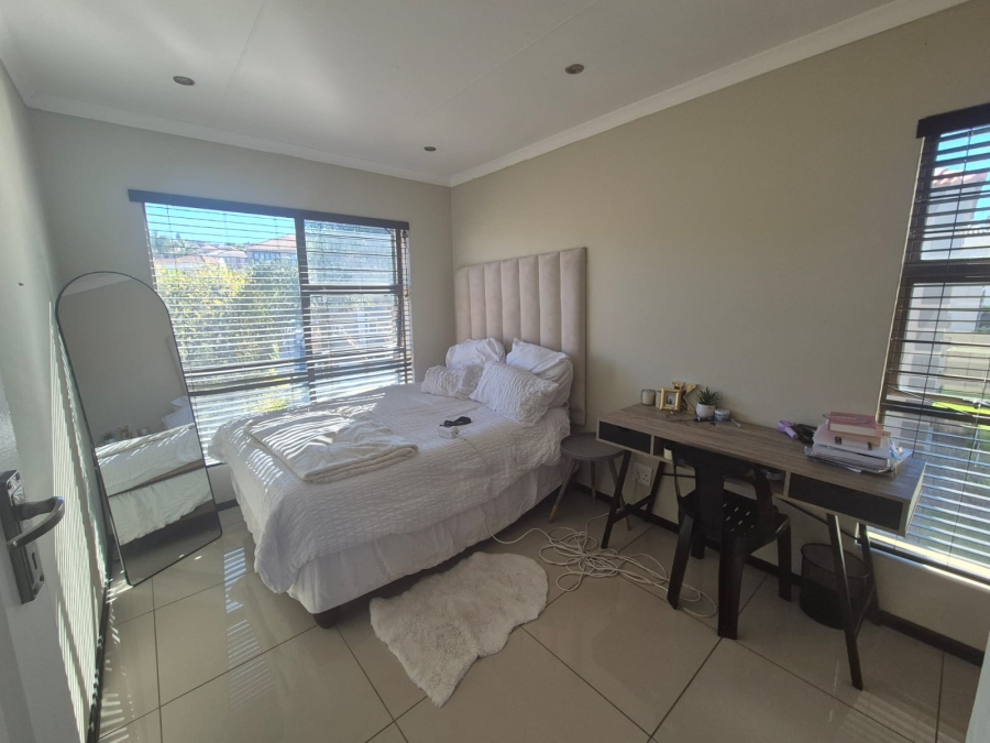 4 Bedroom Property for Sale in Bassonia Rock Gauteng