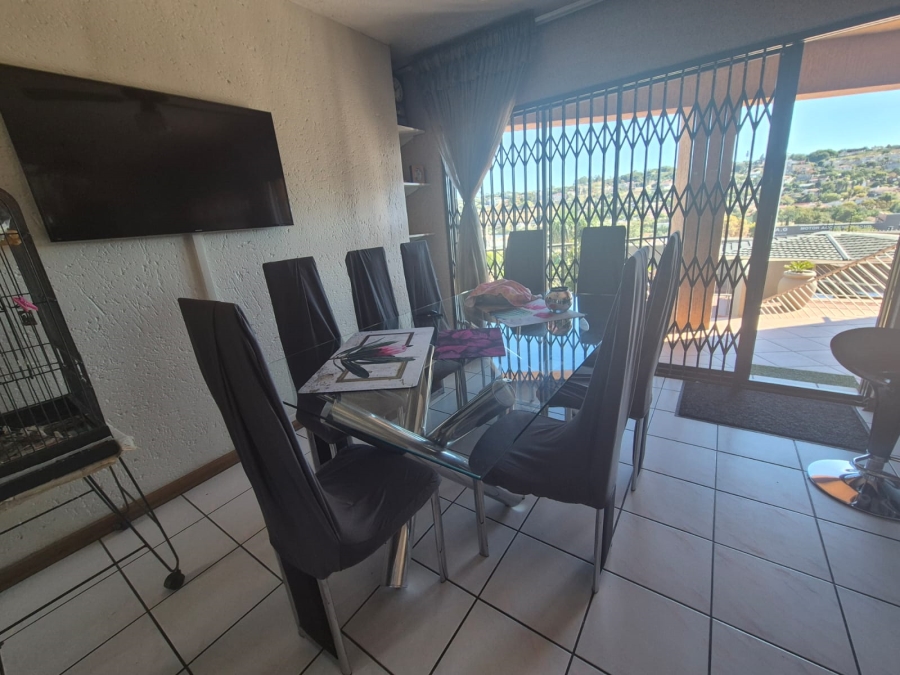 4 Bedroom Property for Sale in Bassonia Gauteng