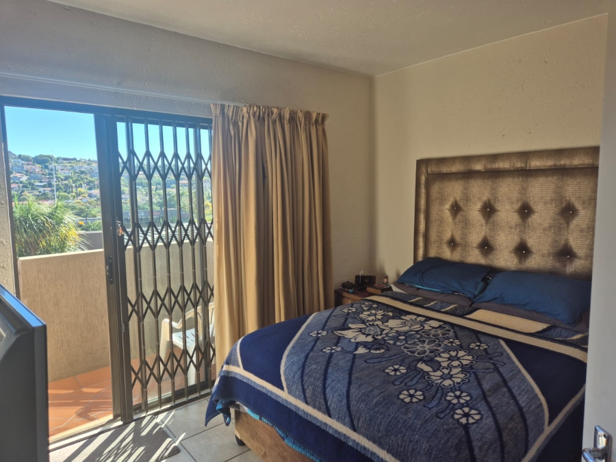 4 Bedroom Property for Sale in Bassonia Gauteng