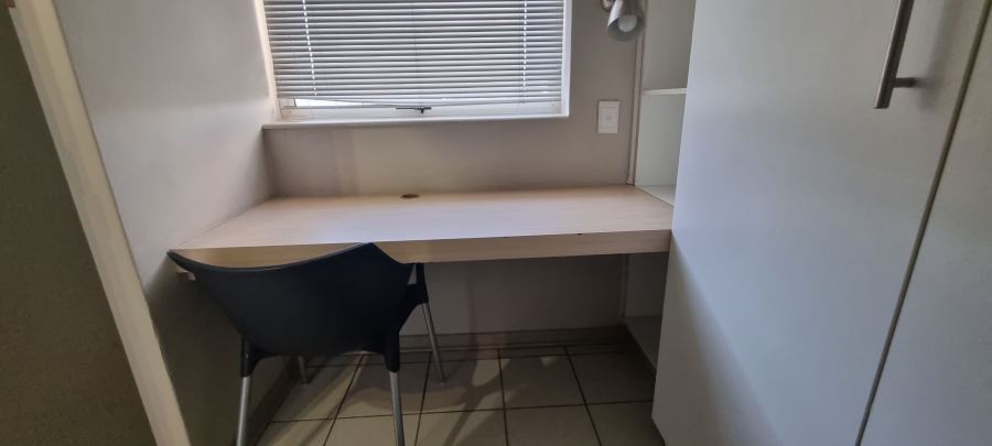 2 Bedroom Property for Sale in Hillcrest Gauteng