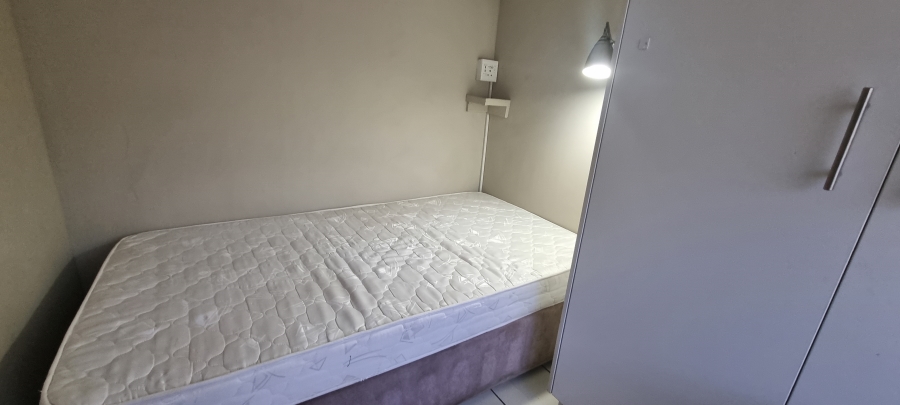 2 Bedroom Property for Sale in Hillcrest Gauteng