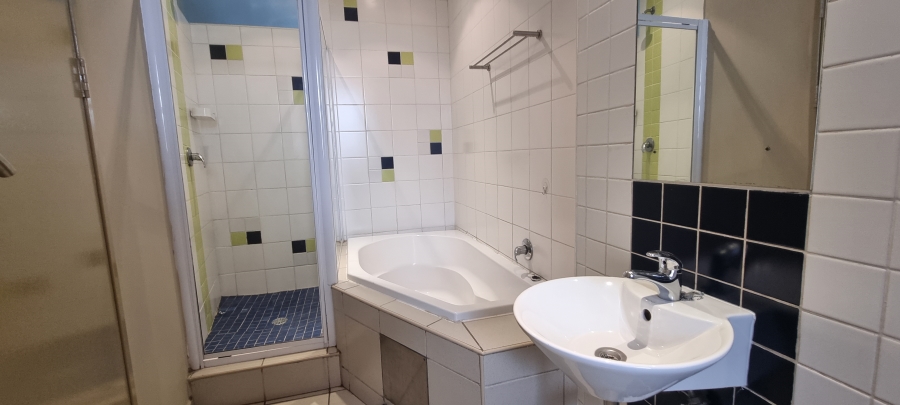 2 Bedroom Property for Sale in Hillcrest Gauteng
