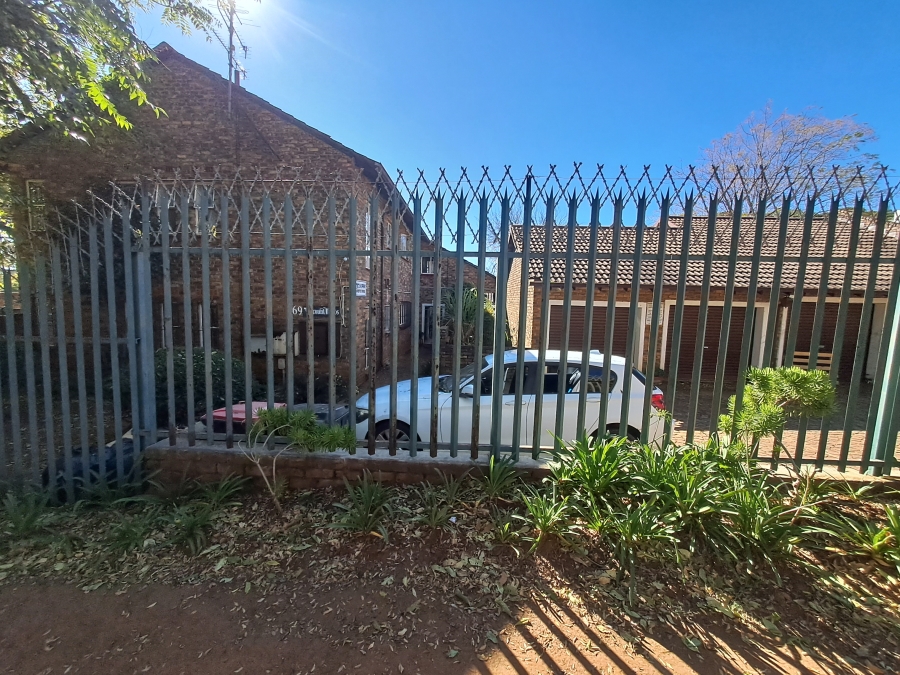 3 Bedroom Property for Sale in Windsor East Gauteng