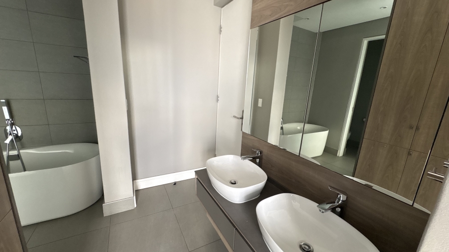 2 Bedroom Property for Sale in Rosebank Gauteng