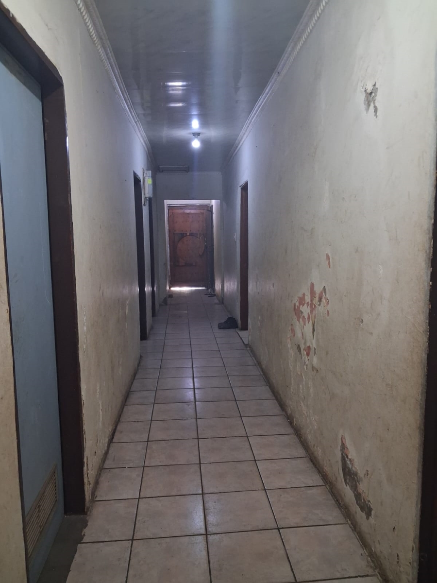 6 Bedroom Property for Sale in Vereeniging Gauteng