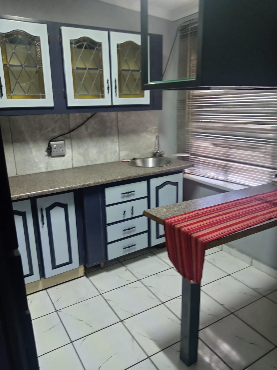 3 Bedroom Property for Sale in Flora Gardens Gauteng