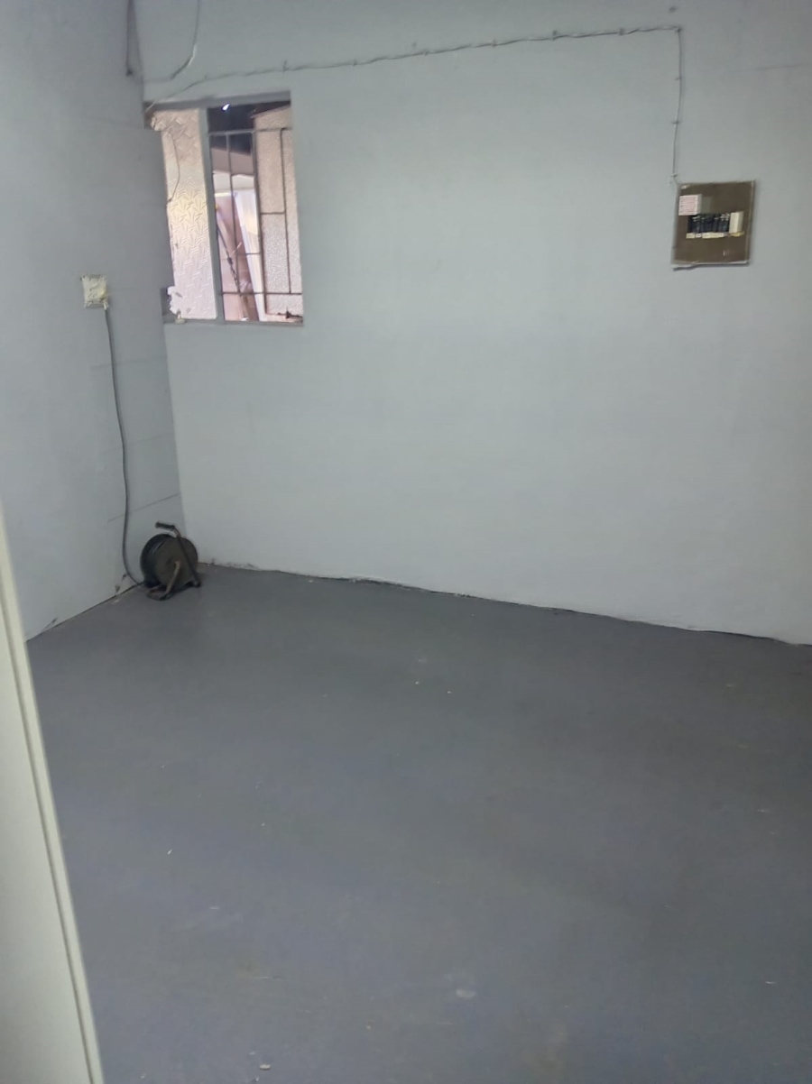 3 Bedroom Property for Sale in Flora Gardens Gauteng
