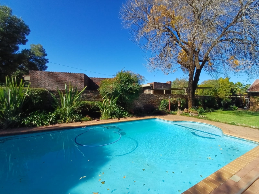 3 Bedroom Property for Sale in Vanderbijlpark Sw 2 Gauteng